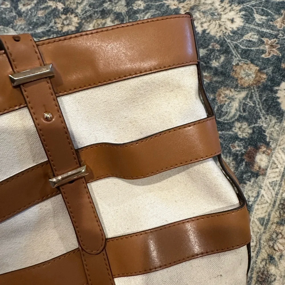 Michael Kors Tan and Cream Cage Tote - Picture 6 of 15